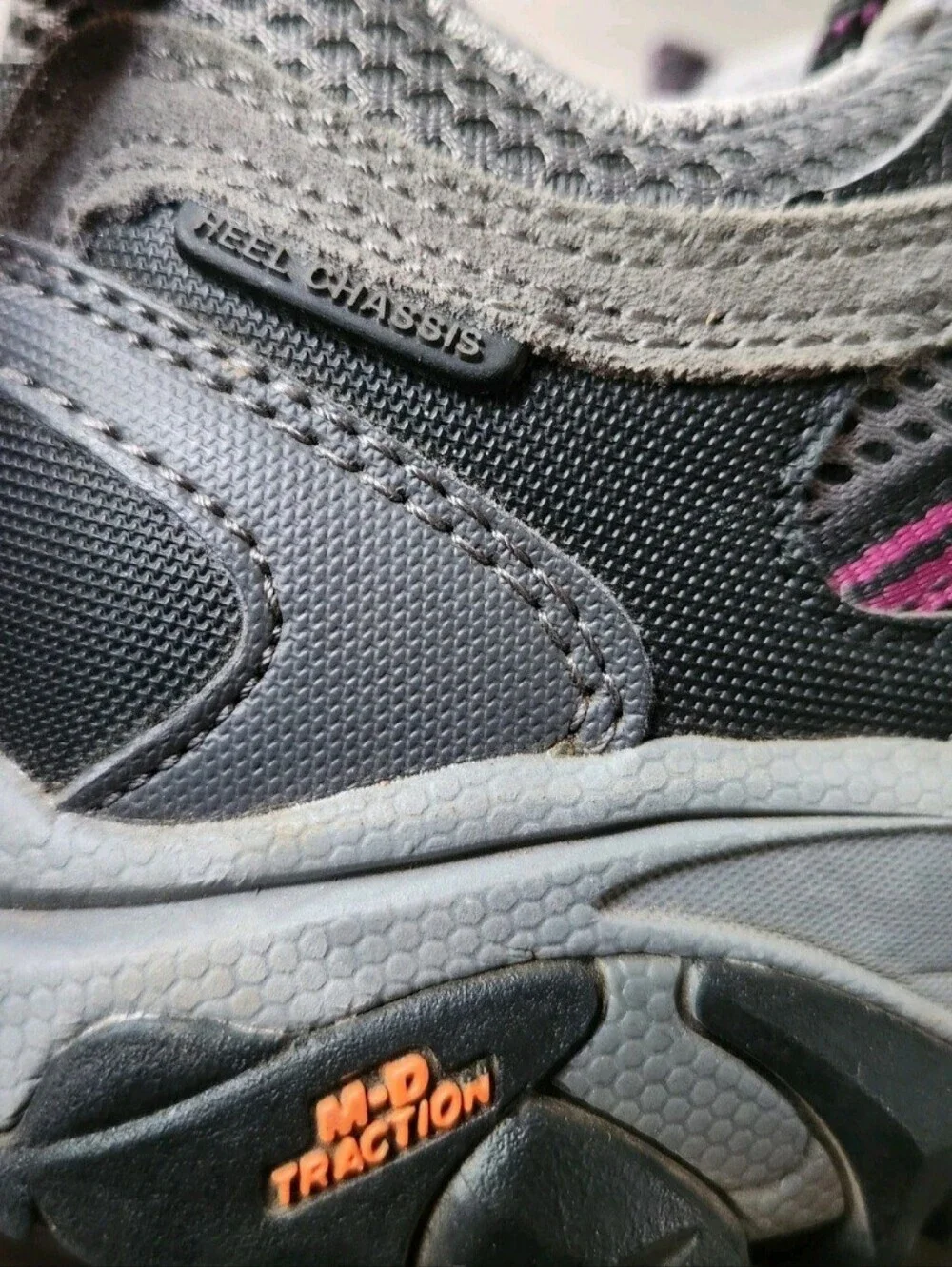 Hi-Tec Women's Ravus Vent Waterproof Hiking sneakers women size 7.5 gorpcore